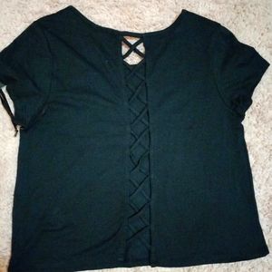 NWTs Splash* Criss Cross Crop Top